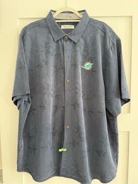 Tommy Bahama Sport Coconut Point Palm Vista Miami Dolphins Shirt.  Size XXL